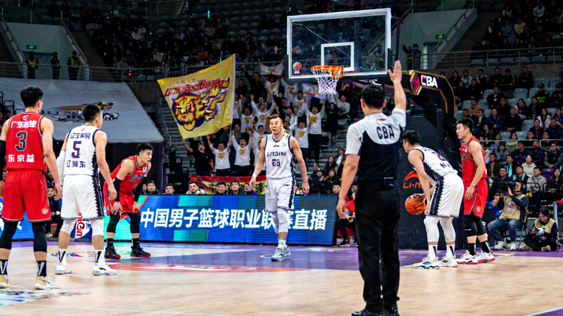 CBA季后赛辽宁本钢对阵广东东莞大益中国男子篮球职业联赛直播